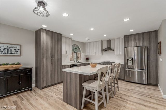 1510 Spreading Oak Drive, Henderson, NV 89014