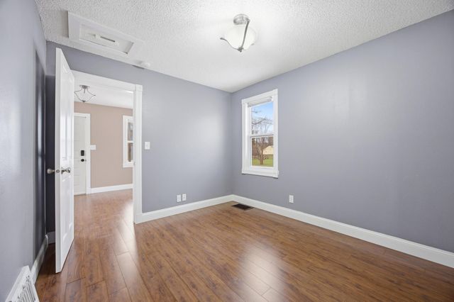 1224 2nd Avenue N, Moorhead, MN 56560