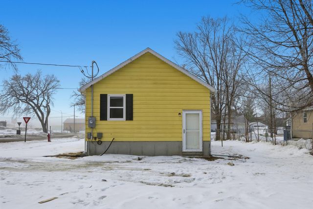 1224 2nd Avenue N, Moorhead, MN 56560