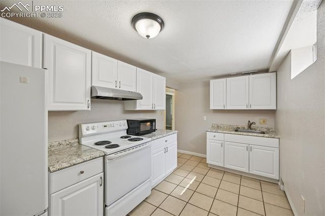 3119 Virginia Avenue, Colorado Springs, CO 80907