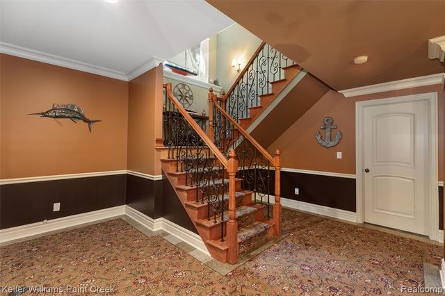 22220 E River Road, Grosse Ile, MI 48138