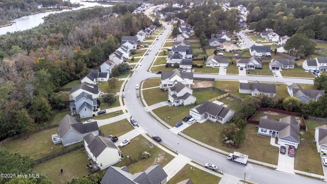 1000 Ponderosa Place, Jacksonville, NC 28546