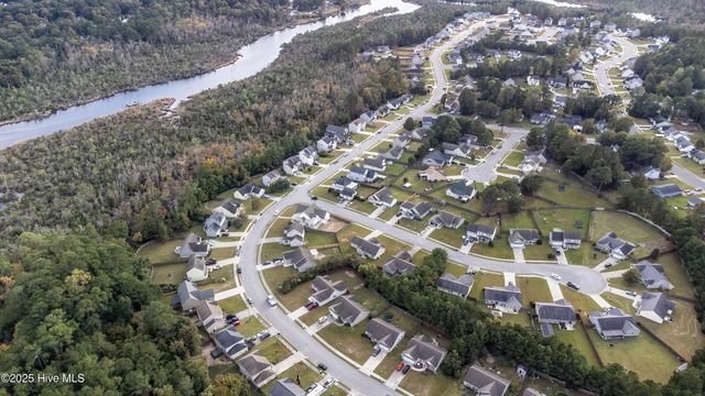 1000 Ponderosa Place, Jacksonville, NC 28546