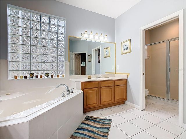 574 TUPELO CIRCLE, Davenport, FL 33897