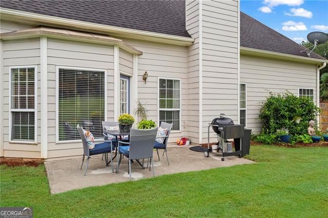 1562 Ember Oaks Circle, Powder Springs, GA 30127