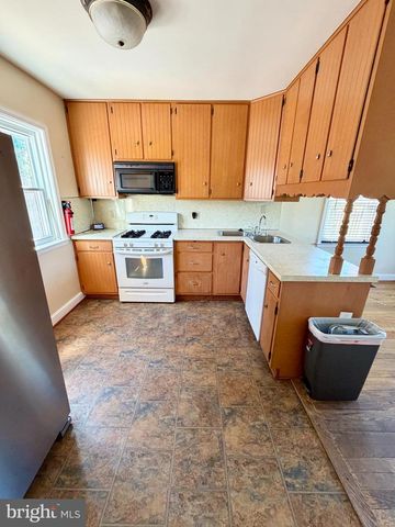 1421 CHERRY LN, Pottstown, PA 19464