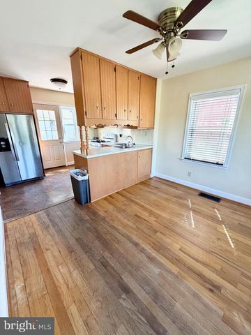 1421 CHERRY LN, Pottstown, PA 19464