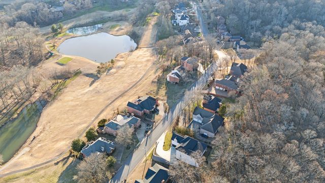 111 Spy Glass Way, Hendersonville, TN 37075