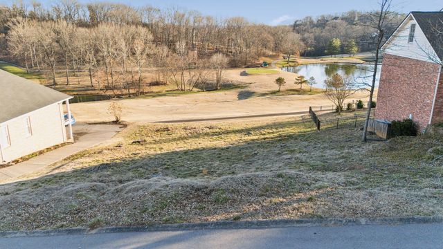 111 Spy Glass Way, Hendersonville, TN 37075