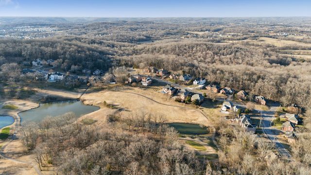111 Spy Glass Way, Hendersonville, TN 37075
