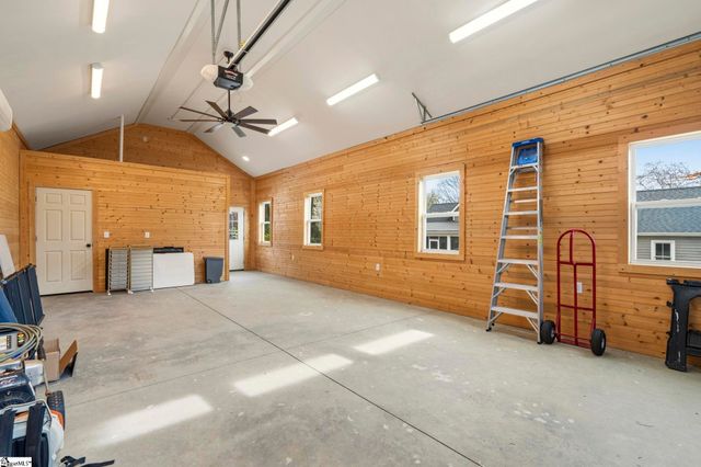 305 E Prince Road, Landrum, SC 29356