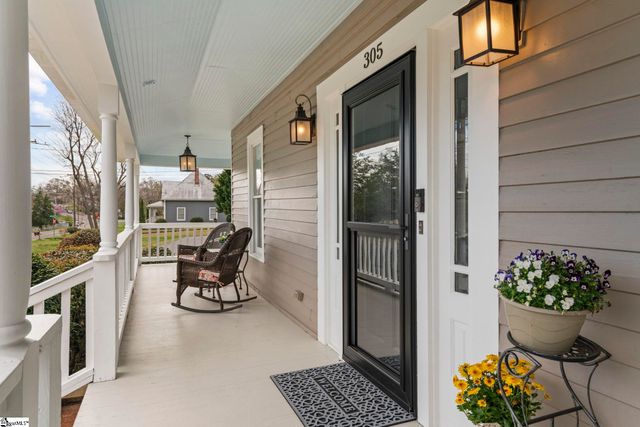 305 E Prince Road, Landrum, SC 29356