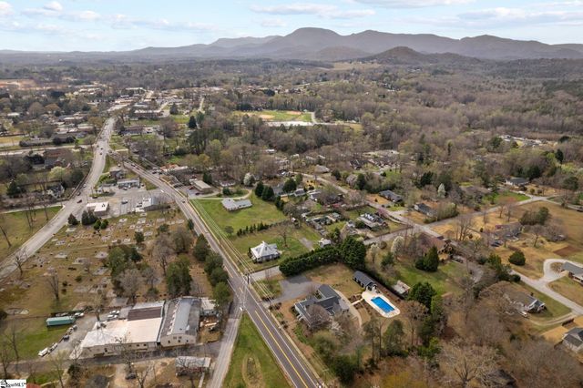 305 E Prince Road, Landrum, SC 29356