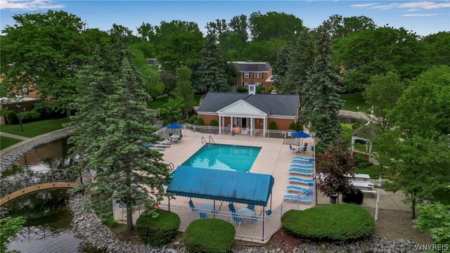 15 Hickory Hill Road E, Amherst, NY 14221