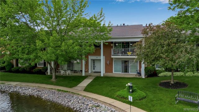 15 Hickory Hill Road E, Amherst, NY 14221