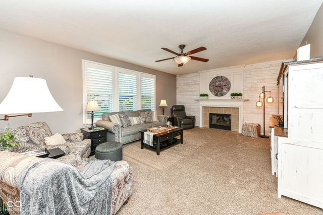 19102 Walter Grove Drive, Noblesville, IN 46062