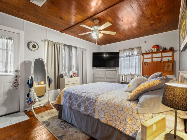 1105 Mc Arthur St, Deridder, LA 70634