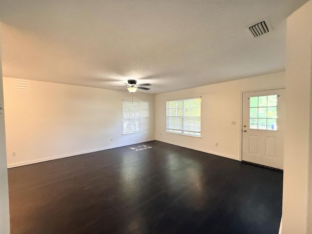 1058 W 15th Street, St Augustine, FL 32084