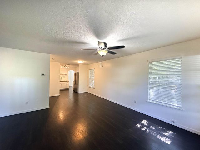 1058 W 15th Street, St Augustine, FL 32084
