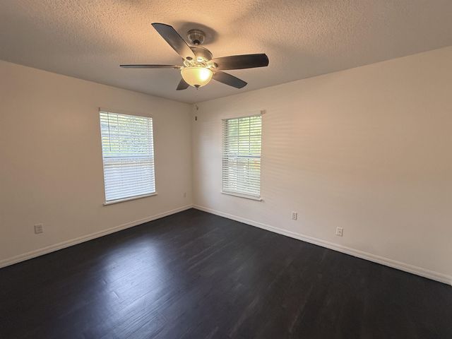 1058 W 15th Street, St Augustine, FL 32084
