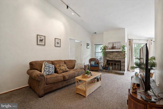 4073 BAYBERRY COURT CT #4073, Monmouth Junction, NJ 08852