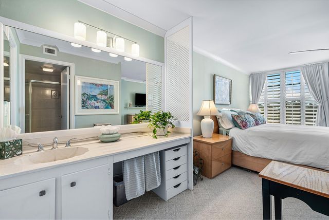 7 Royal Palm Way 507, Boca Raton, FL 33432