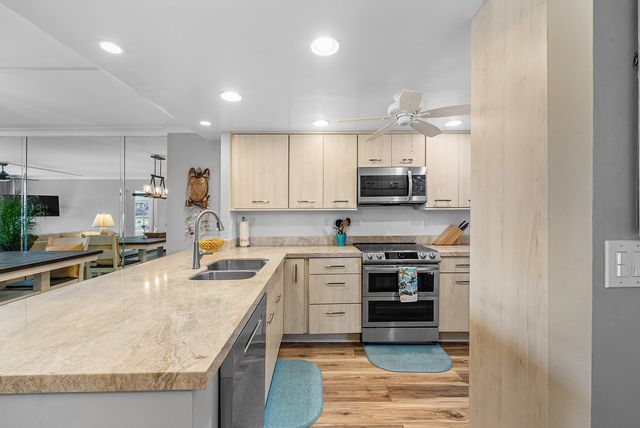 7 Royal Palm Way 507, Boca Raton, FL 33432