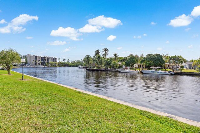 7 Royal Palm Way 507, Boca Raton, FL 33432