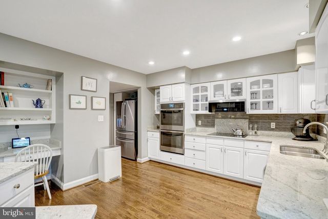 4723 40TH ST N, Arlington, VA 22207