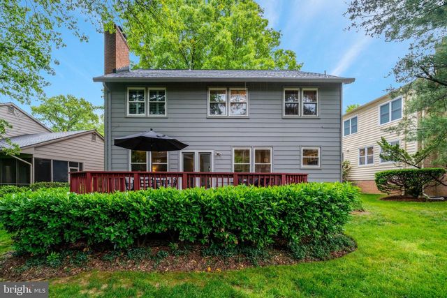 4723 40TH ST N, Arlington, VA 22207