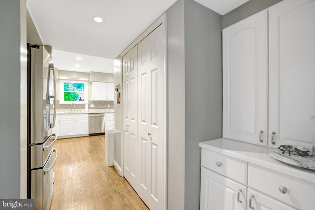 4723 40TH ST N, Arlington, VA 22207