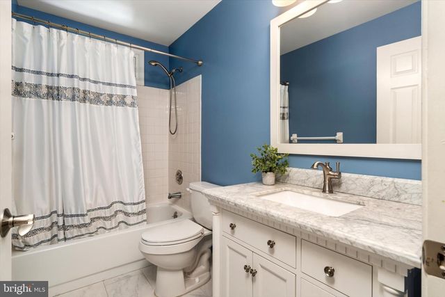 1 TRELLIS WAY, Robbinsville, NJ 08691