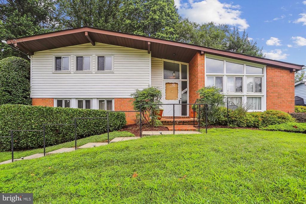 11410 ROCKBRIDGE RD, Silver Spring, MD 20902