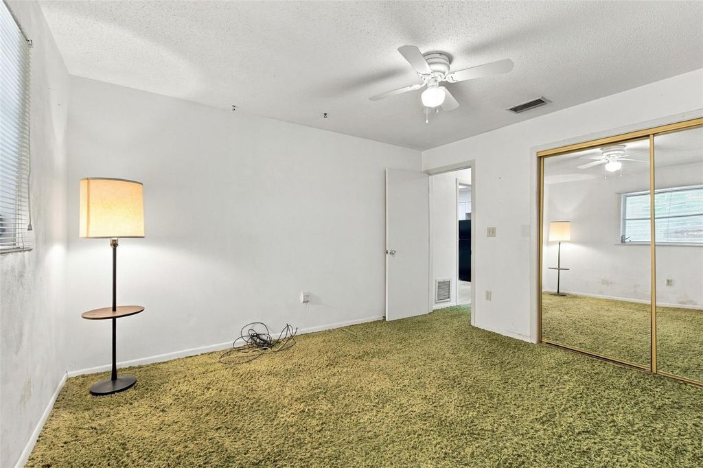 Image 40 of property listing at 11161 105TH AVENUE, Seminole, FL 33778