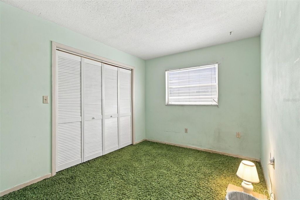 Image 47 of property listing at 11161 105TH AVENUE, Seminole, FL 33778