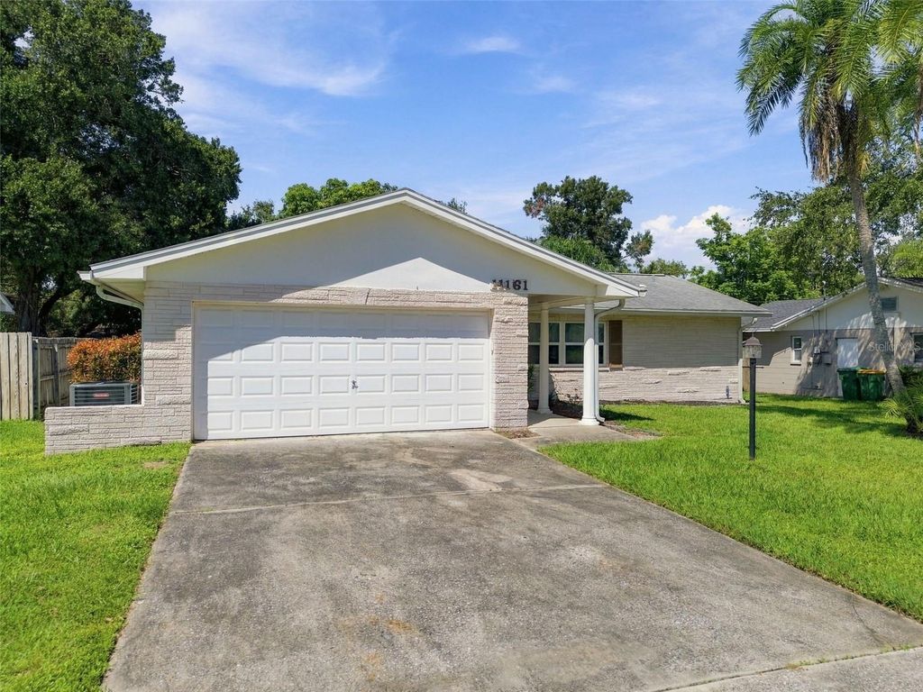 Image 61 of property listing at 11161 105TH AVENUE, Seminole, FL 33778