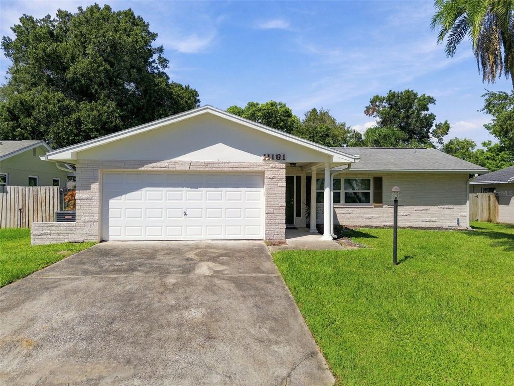 Image 62 of property listing at 11161 105TH AVENUE, Seminole, FL 33778