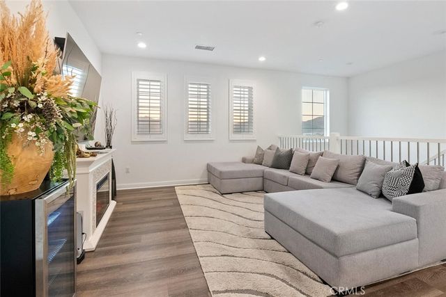 20732 W Beech Circle, Porter Ranch, CA 91326