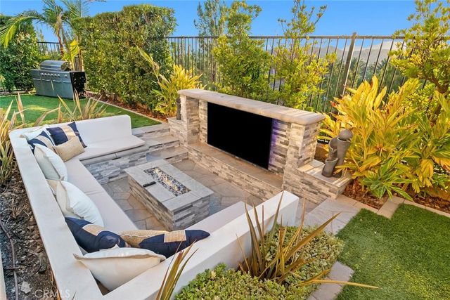 20732 W Beech Circle, Porter Ranch, CA 91326