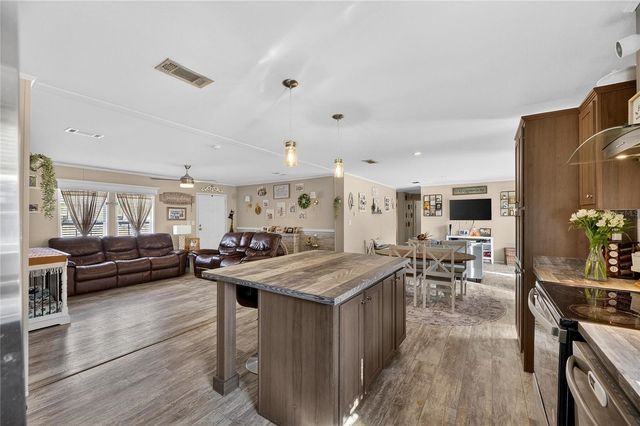 39344 BOHAN LN, Zephyrhills, FL 33540