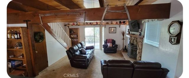 33076 Robin Ln, Running Springs, CA 92308