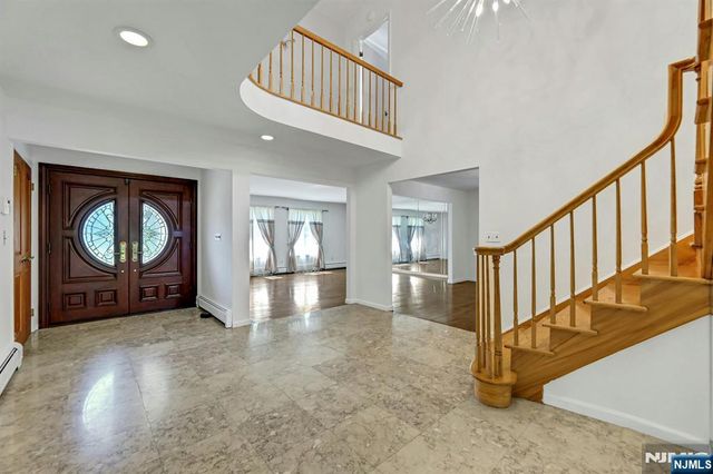 268 Center Street, Englewood Cliffs, NJ 07632