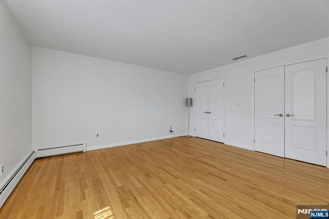 268 Center Street, Englewood Cliffs, NJ 07632