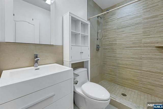 268 Center Street, Englewood Cliffs, NJ 07632