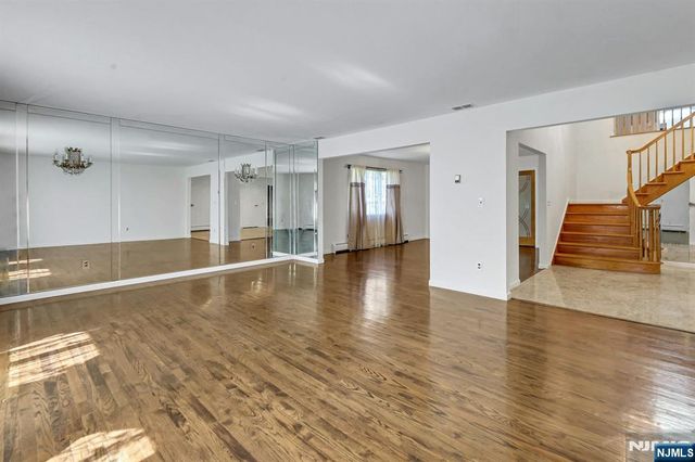268 Center Street, Englewood Cliffs, NJ 07632