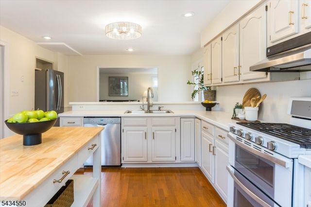 74 Yale St, Bloomfield Twp., NJ 07003
