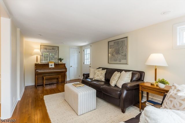 74 Yale St, Bloomfield Twp., NJ 07003