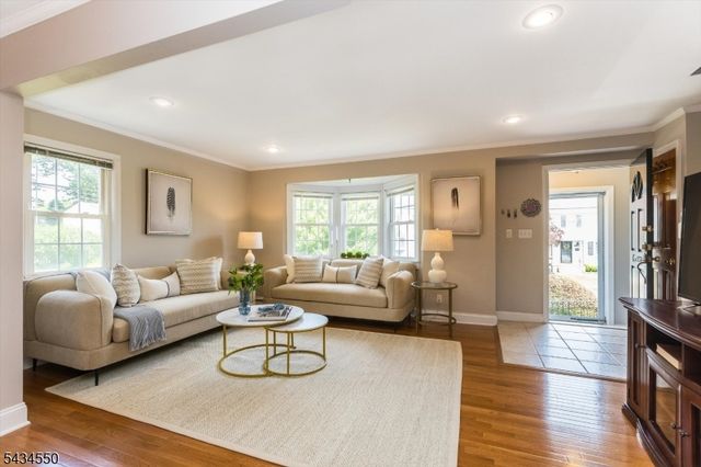 74 Yale St, Bloomfield Twp., NJ 07003