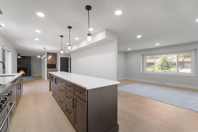 7942 S 66th STREET, Franklin, WI 53132
