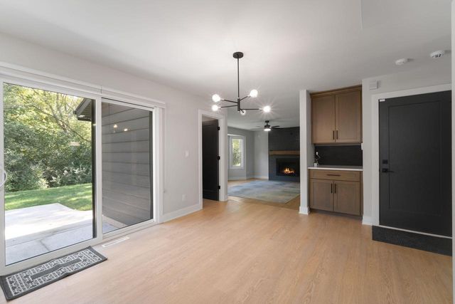 7942 S 66th STREET, Franklin, WI 53132